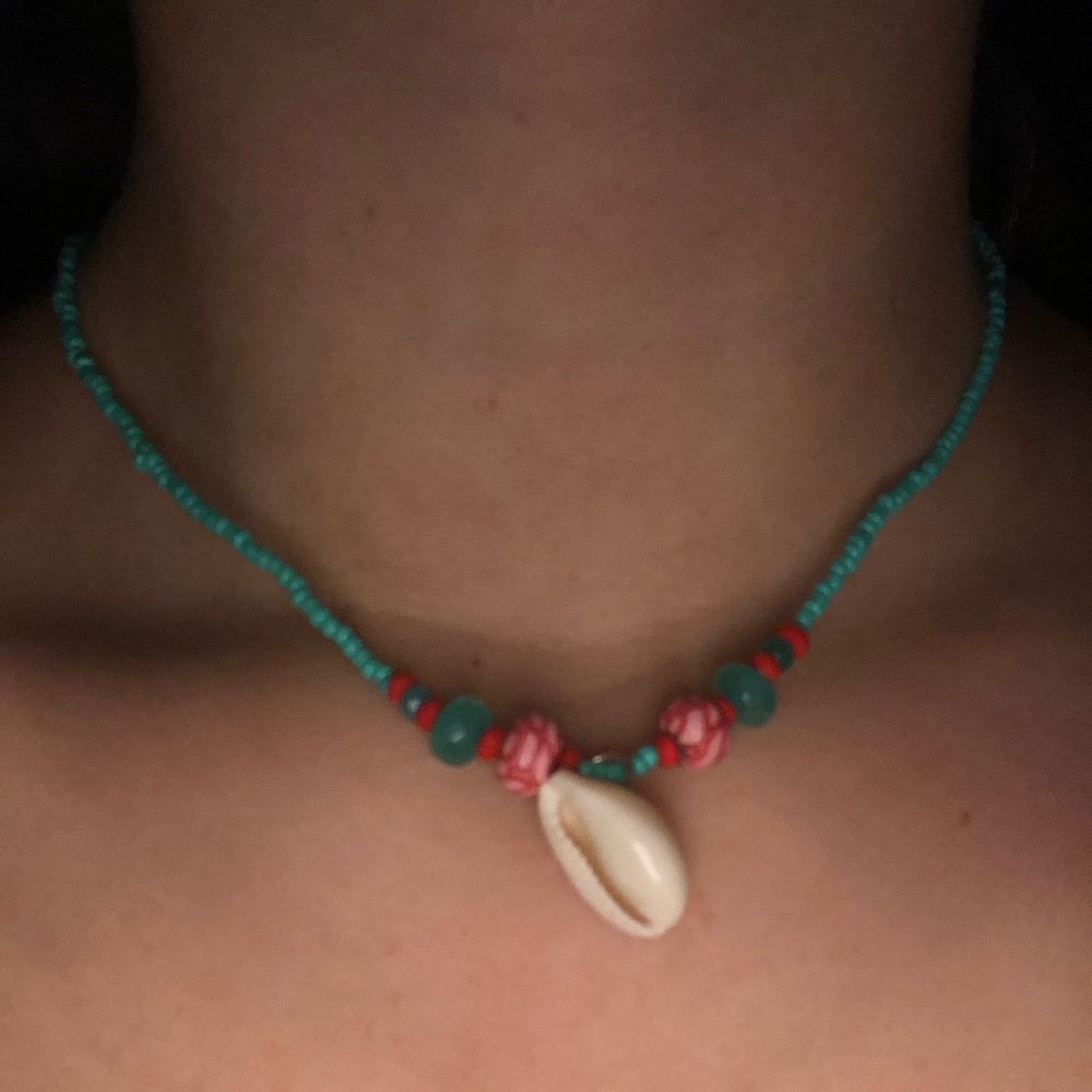 Beaded necklace
